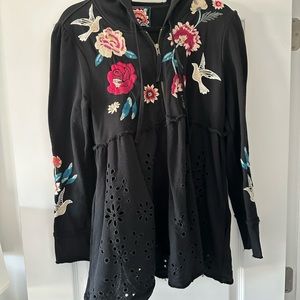 Johnny Was embroidered tiered hoodie